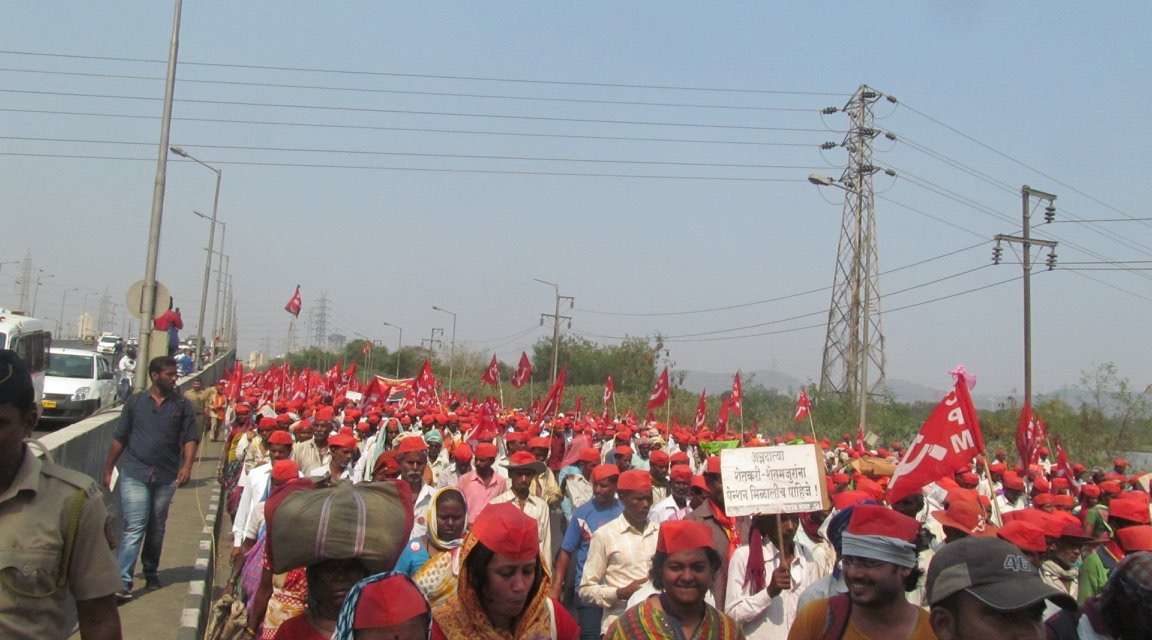 Unprecedented Long March of Peasants in Maharashtra